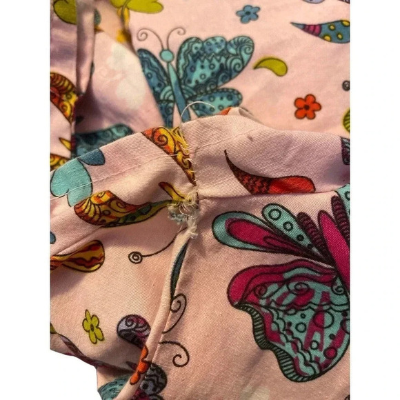 B SCRUBS SIZE MEDIUM PINK SCRUBS WITH BUTTERFLIES - Picture 3 of 3